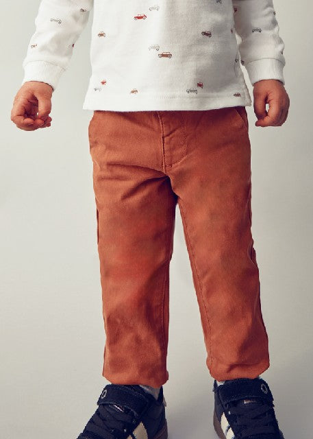 Pantalon chino basico         Caldera