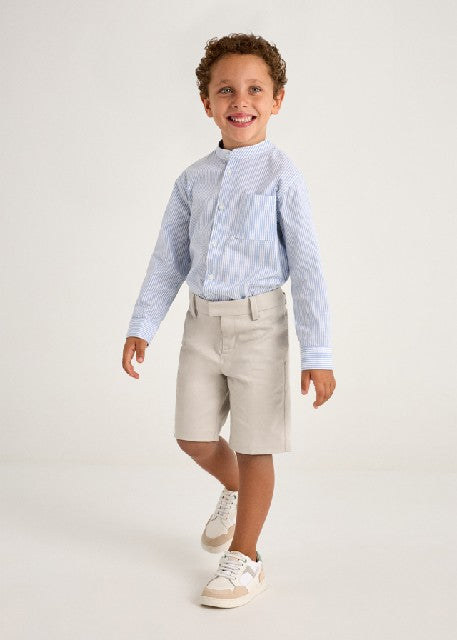 Bermuda slim suiting