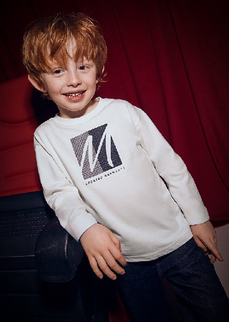 Camiseta m/l aplique          Nata