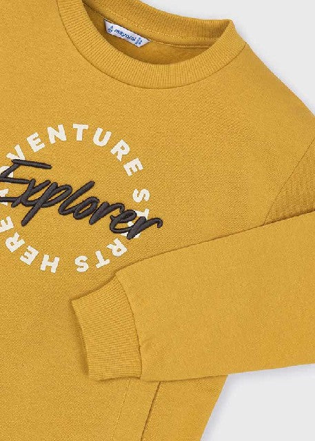 Pullover bordado              Mostaza