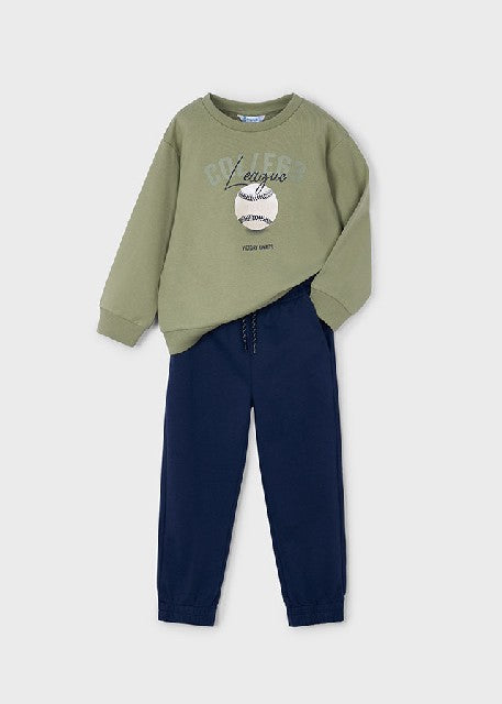 Chandal =college=             Pistacho