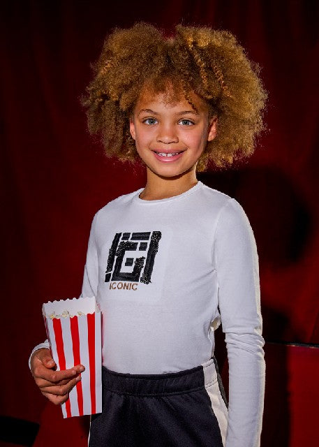 Camiseta m/l bordada          Nata-negro