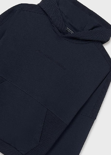 Pullover bordado              Marino