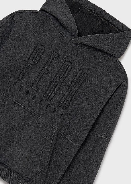 Pullover bordado              Negro