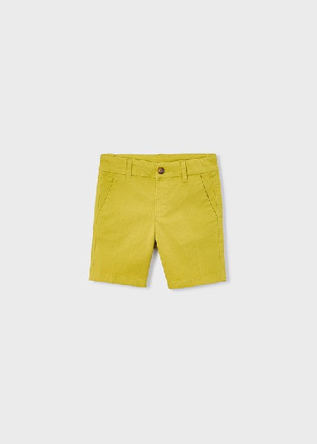 Bermuda chino sarga basico    Oliva