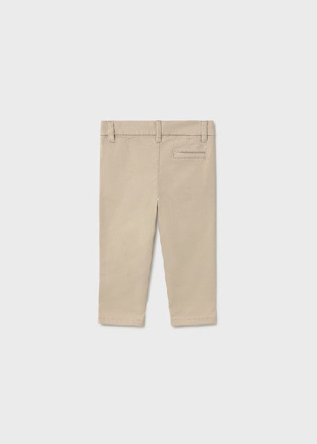 Pantalon chino sarga basico   Anacardo