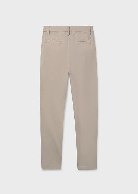 Pantalon chino basico         Anacardo
