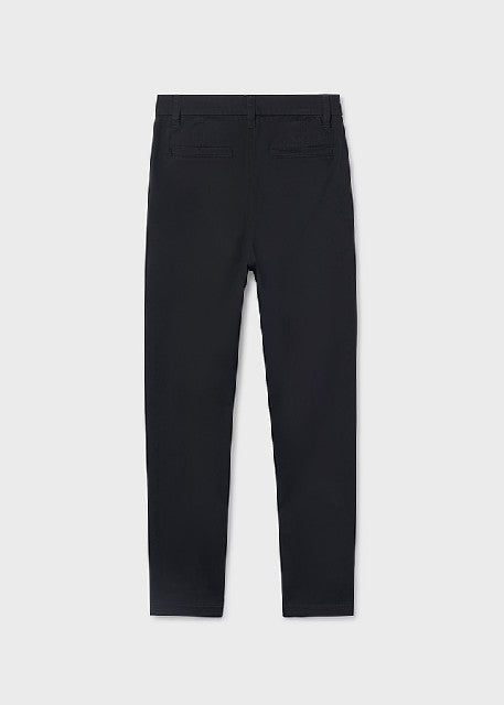Pantalon chino basico         Negro