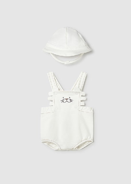 Peto corto y gorro            Blanco
