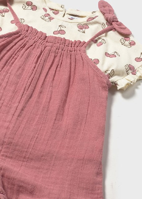 Conj. peto y camiseta         Blush