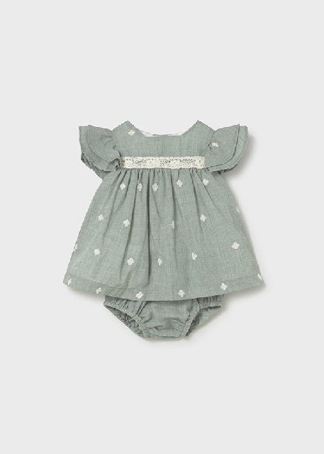 Vestido bordado               Aqua