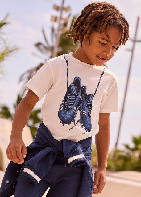Camiseta m/c zapatillas       Nata