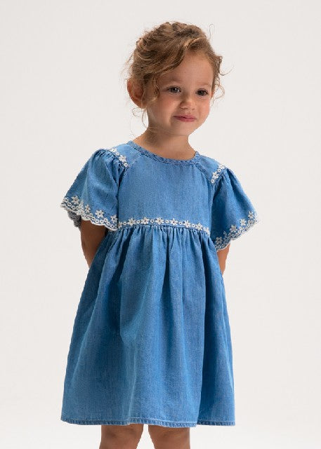 Vestido bordado               Medio