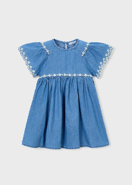 Vestido bordado               Medio