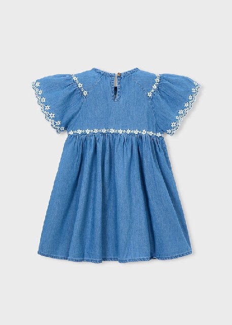 Vestido bordado               Medio