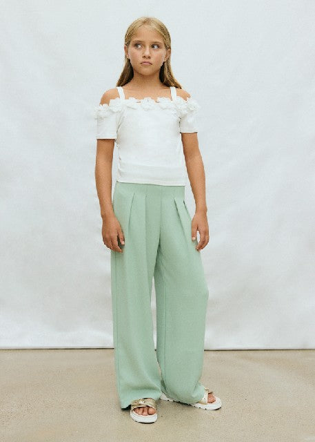 Camiseta m/c flores 3d        Crudo