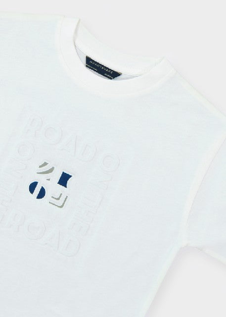 Camiseta m/c embossed formal  Nata