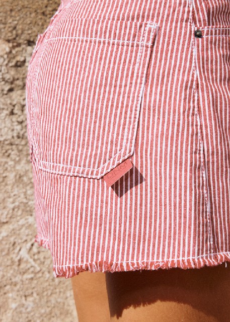 Pantalon corto rayas tejanas  Cereza