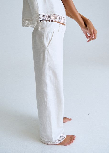 Pantalon largo cinta bordada  Crudo